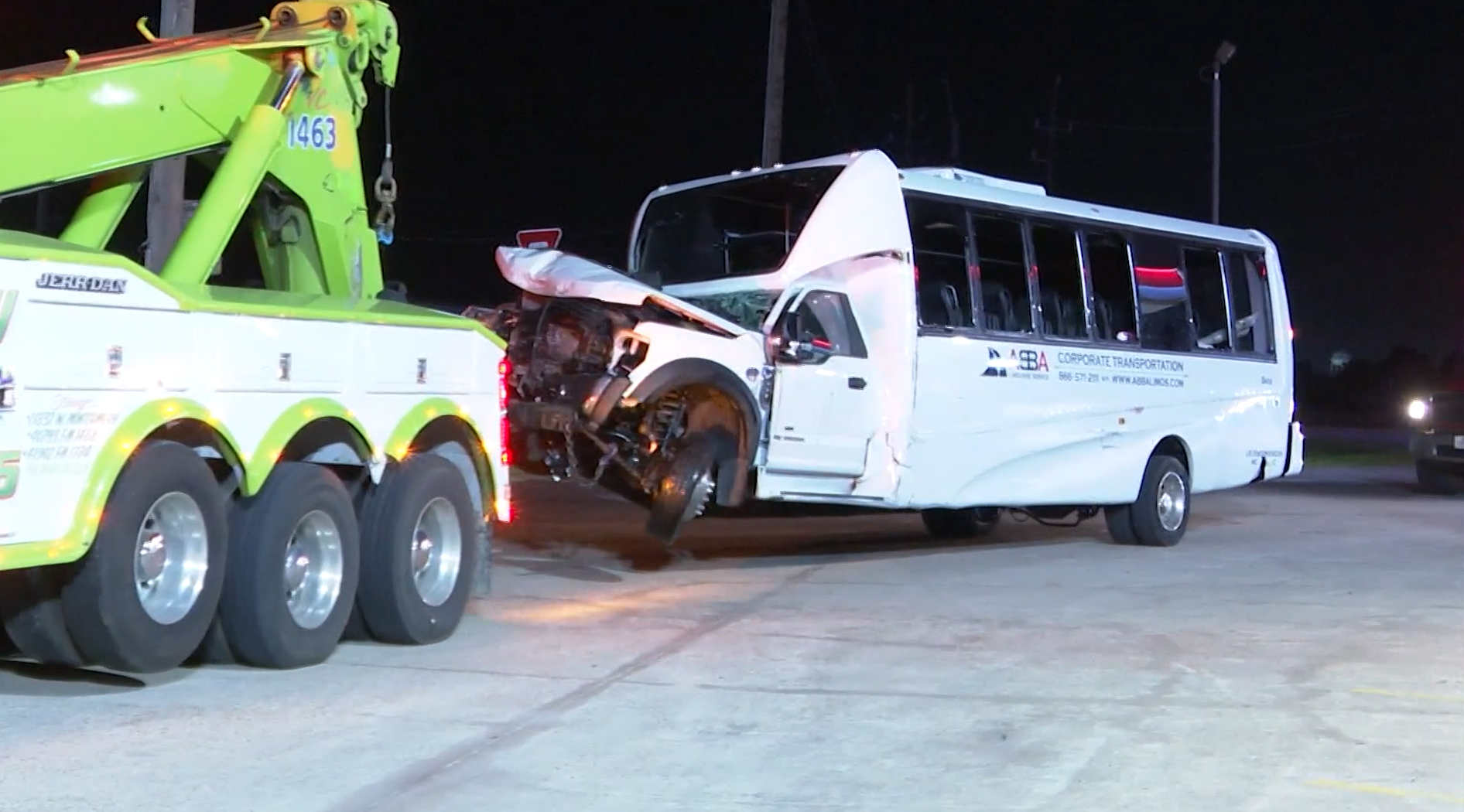 16 Injured in Rollover Bus Accident in Waller County