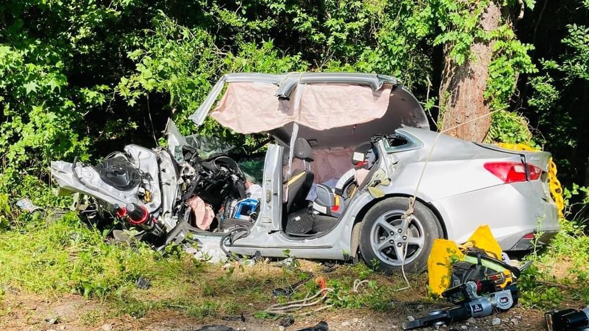 5.9.22_ACCIDENTNEWS_Head-on Crash in Walker County Injures Eight_Photo