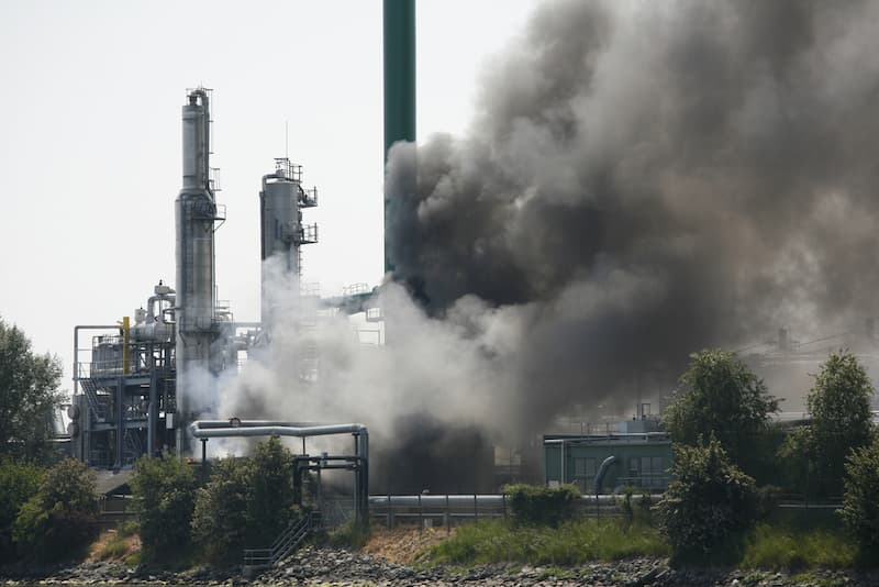 Fire caused by an accident at a refinery